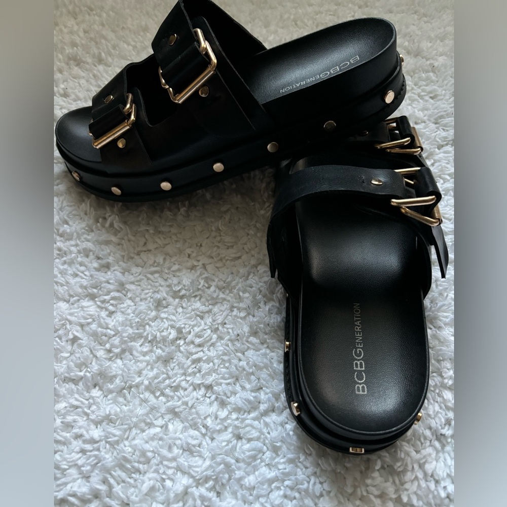 BCBG  Black Slide Sandals. “Look Cool” Running Errands